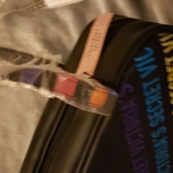 BUNDLE OF 3 VICTORIA SECRET & PINK - Picture 10 of 12